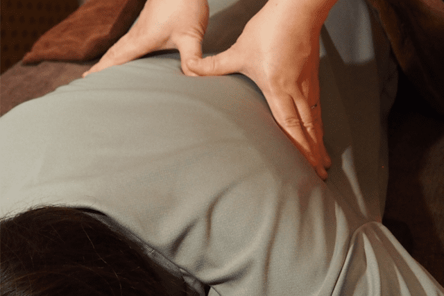 massage-lowerbackpain-eyecatch